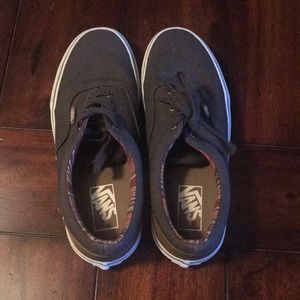 Men’s size 8 VANS